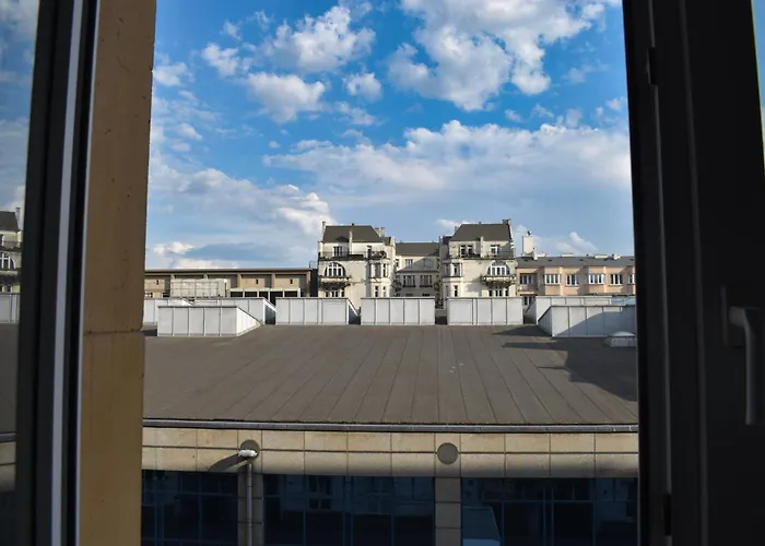 Apartment Quick Stop Near Station By Vaya Warsaw